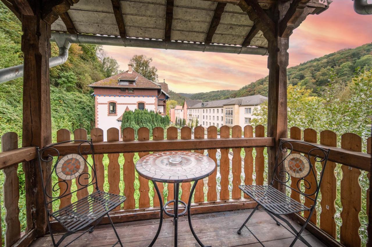 Bismarck Apt Mit Schoenem Balkon バート・エムス エクステリア 写真